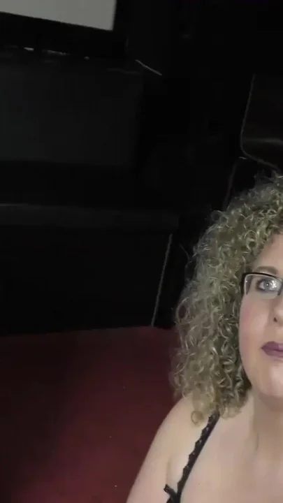 Lusty MILF Luise sucks dick with greedy Violet