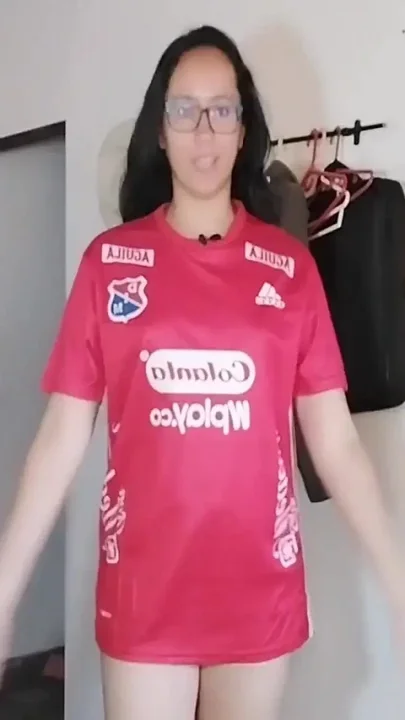 Colombian whore plays soccer and they end up in a happy ending
