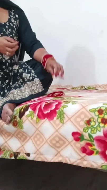 Devar Tricked Her Bhabhi with Cash and Fucked Her Non Stop