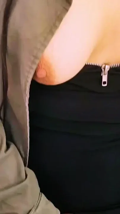 UNINHIBITED YOUNG WOMAN shows herself in PUBLIC and ENDS UP GIVING ME HER WET