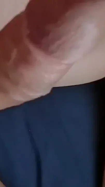 Pinay Model Gets Hard Enjoys It