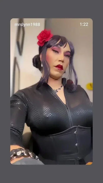 Mommy needs an obedient sissy ashtray