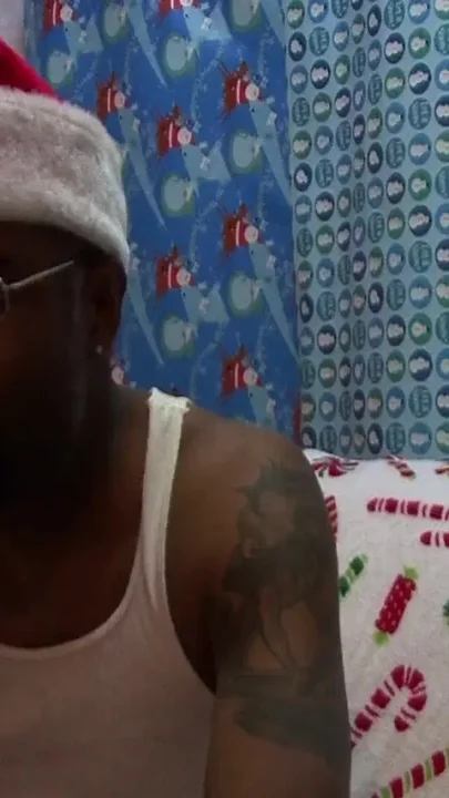 A Slutty Xmas Surprise