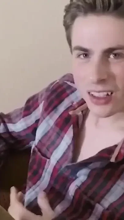 Stepbro Kory Houston hitting on his older bro - Stepbrother Crush