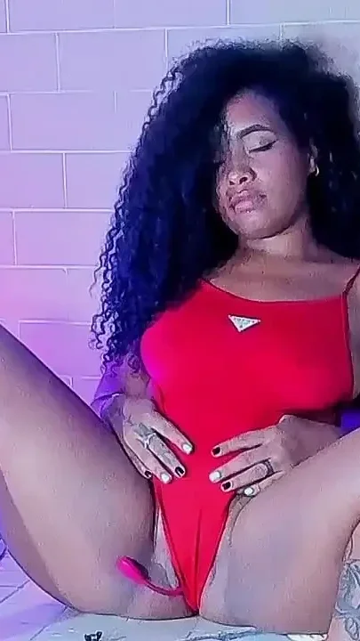 Playing with My Oiled Pussy