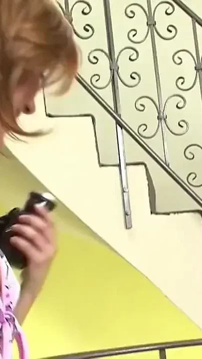 An Amazing Girl Has Her Pussy Fingered and Licked in a Lesbian Threesome