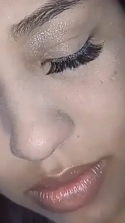 I Fuck My Stepsister Who Has Just Arrived From the United States to Spain and