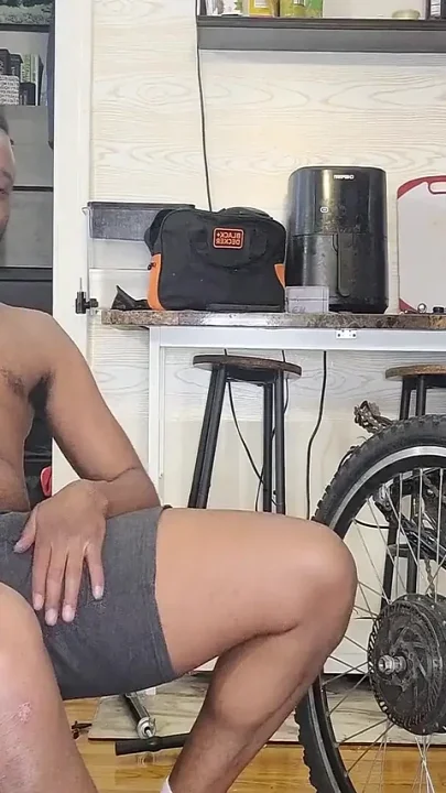 Kennie Jai Does a Nude Bike Repair Watch That Big Dick Swing