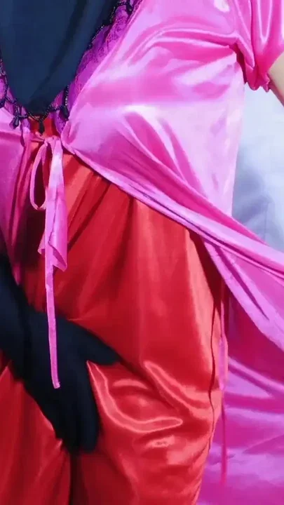 Bangladeshi smart woman's pussy is thirsty for fucking Clip 3