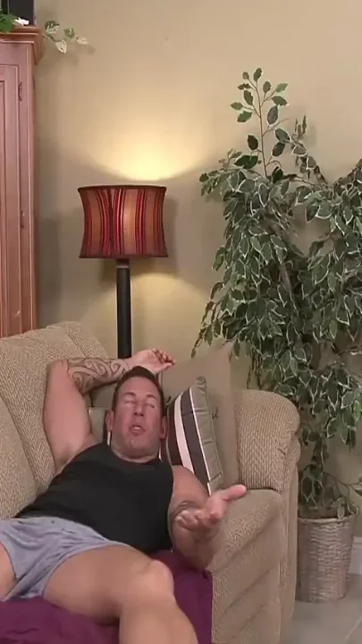 Foot fucking freak gets a huge load on her toes