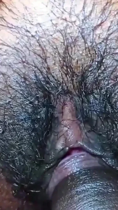 Bhabhi ne devar ka muth mar ke lund apne kali chut me dal diyaindian desi