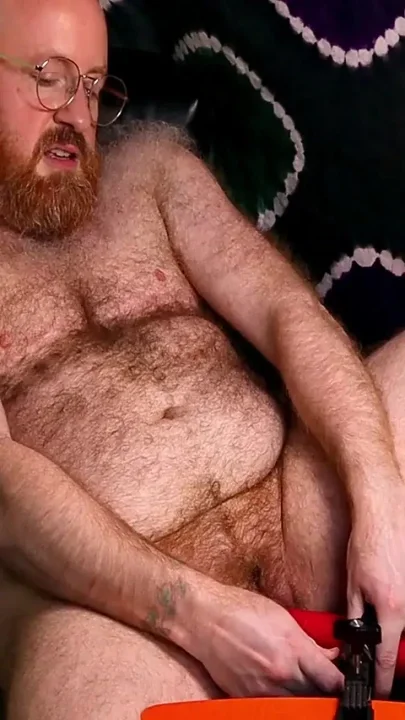 Pump 'n' Thrust - Ftm Trans Bear Pumps and Fucks His Man Cunt