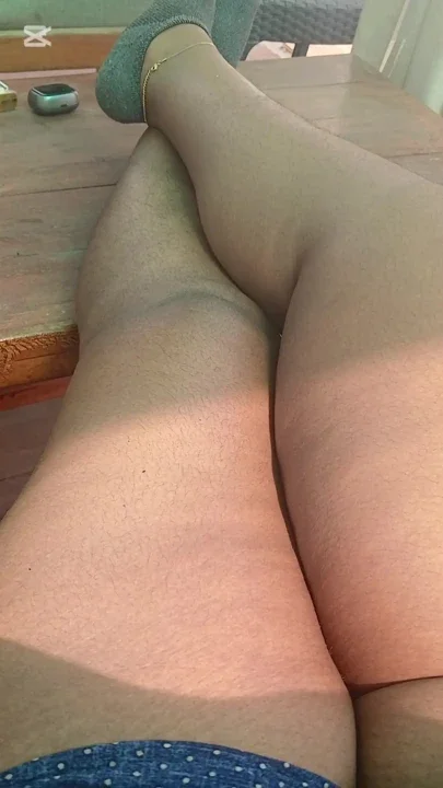 Thick Thighs Ebony