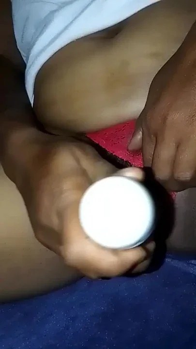 Janu is doing wide break machine alone she told me to make a video is hitting