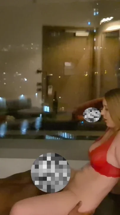 Pretty Blonde in Paris enjoys with a Big Orgasm - Amaris 4K Clip 3
