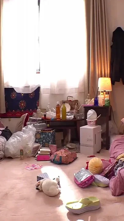 Trash House Lascivious Lady Confined in Reverse and Fucked 48 Times Nakadashi