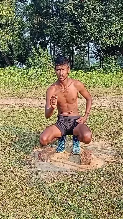 Six Pack Banao or Apna Land Vi Majbut Karo Six Hai Too Land Majbut Hai