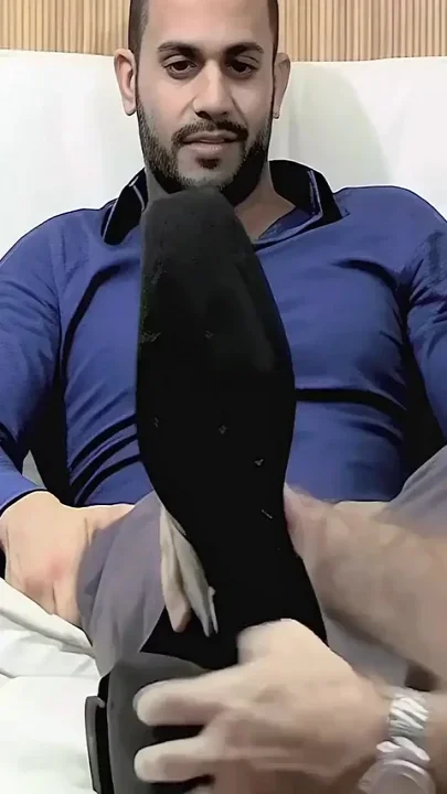 Orion Discovers the Erotic Bliss of Having His Feet Worshiped
