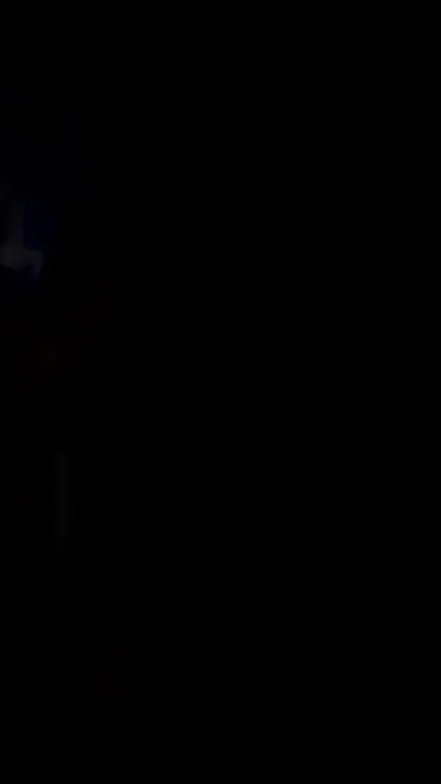 Backstage from filming including spontaneous clip