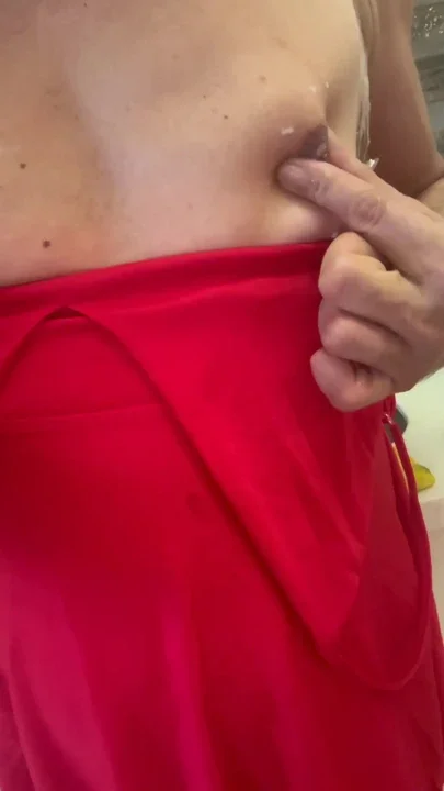 I'm using hormones and a lot of milk is gushing from my breasts Clip 1