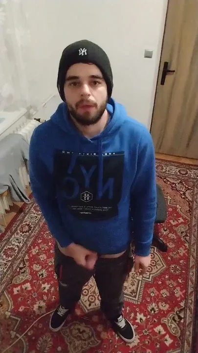 I Am Jerk off and Cuming in Old Vans Shoe