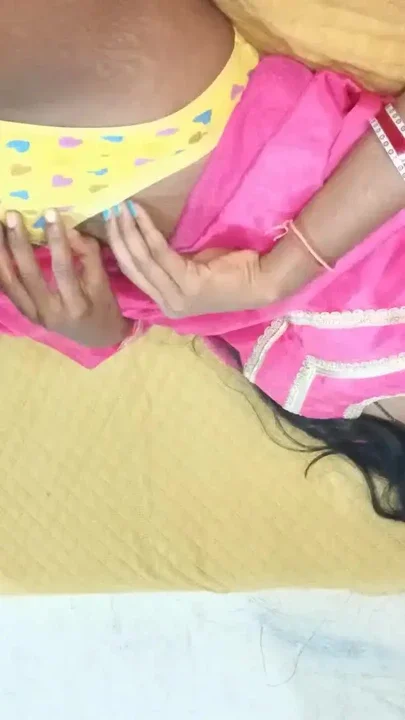 Meri chudai mast mast kale ling se Clip 1