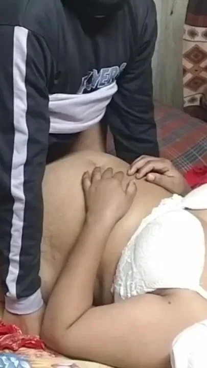 Desi village husband and wife shearing hot romance Clip 1