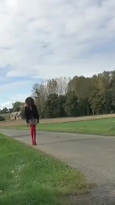 Pretty Black Slut Gets Her Ass Pounded and Her Pussy Creamed in a Caravan