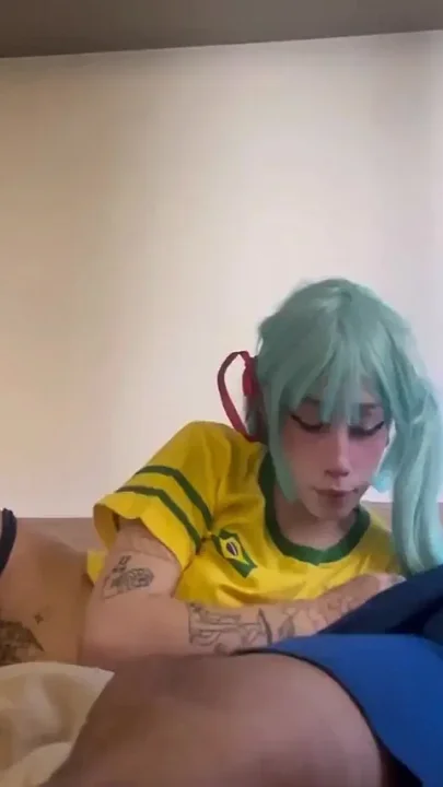 Brazilian Hatsune Miku Blowjob and Handjob Cum