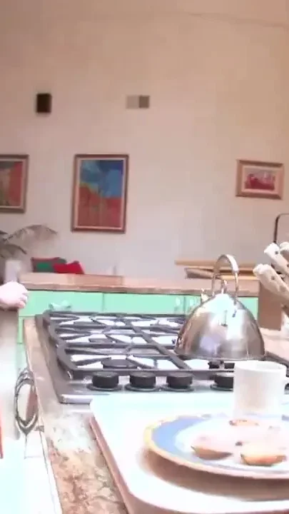 Lesbians pussy licking on the kitchen table