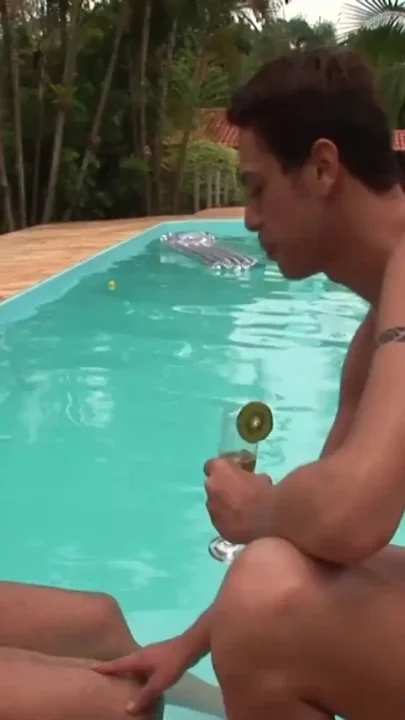 Gay - Pool sex