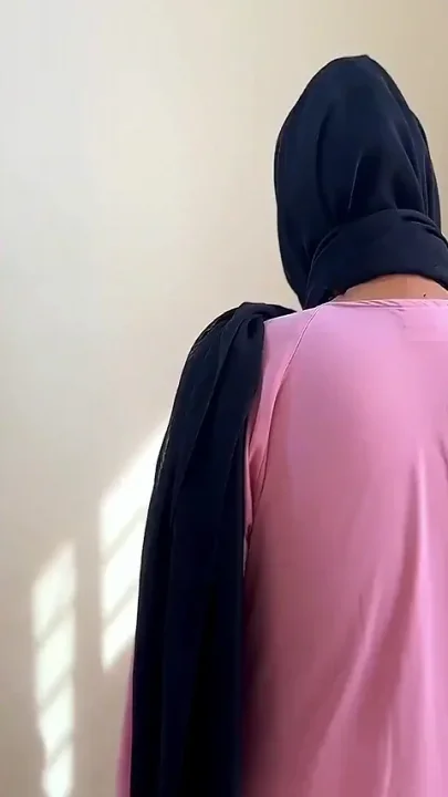 Beautiful Egypt Maid Fucked by Owner When She Cleaning Room