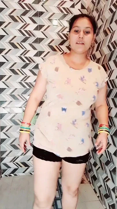 Puja Bhabhi Bathroom Scene Desi Wife