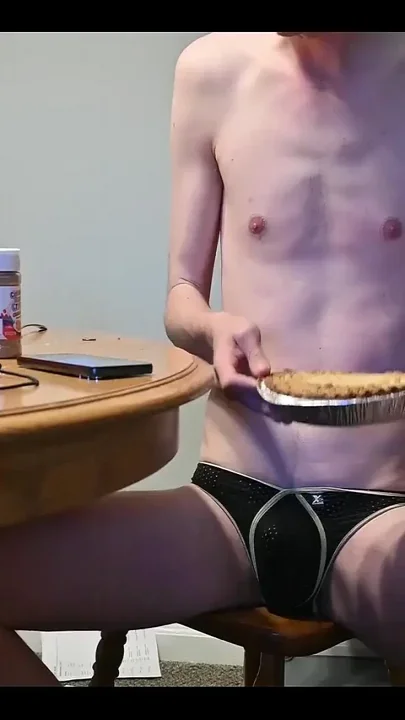I Ate 25 Lbs of Dutch Apple Pie