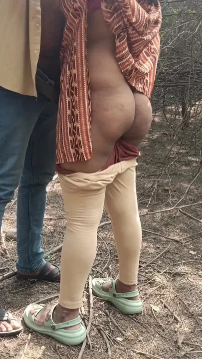 College student Outdoor doggy fuck Clip 1