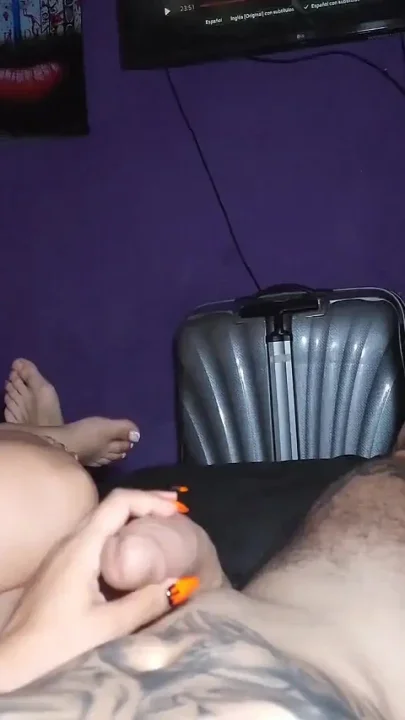 Mi Hermanastra Me Dio La Mejor Mamada Se La Trago Toda