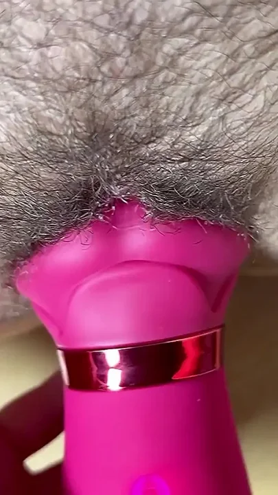 Crazy Pussy Linking with a Toy Makes Me a Big Squirt