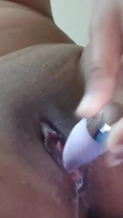 Perfect body girl playing with sex toys Clip 2