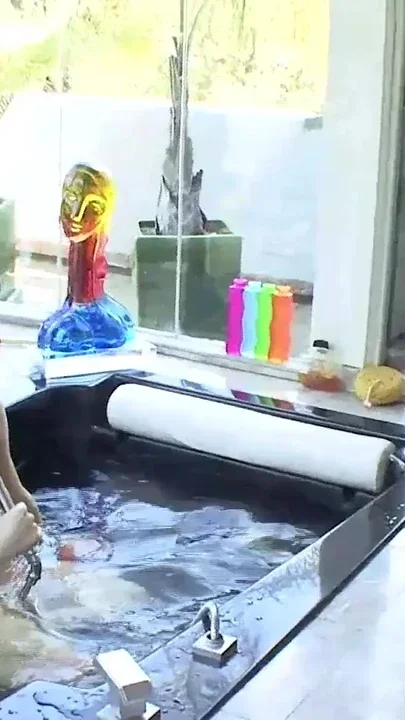 Alexa Styles Catches Delilah Blue in the Shower Mommy And Me Clip 2