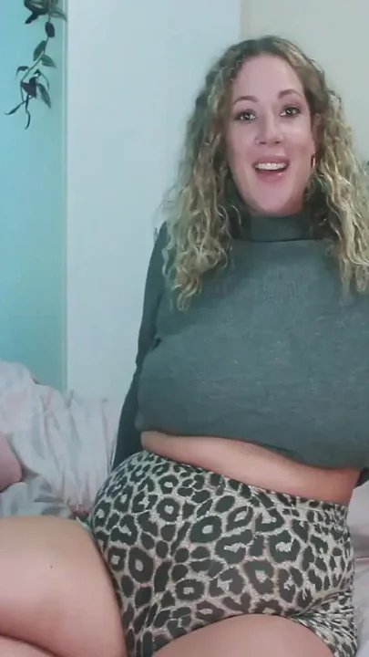 Fucking Stepmom in the Hotel Room