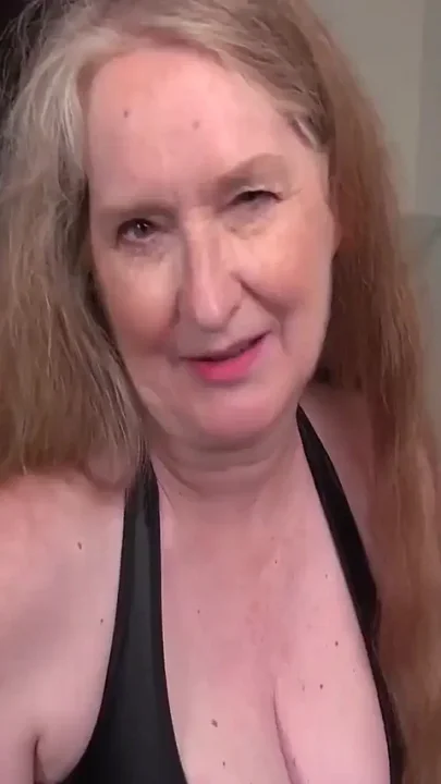 Busty Texas Amateur GILF Maggie gives you a Handjob POV