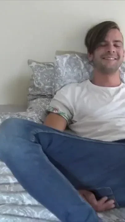 Dante fucked bareback by Aaron Master