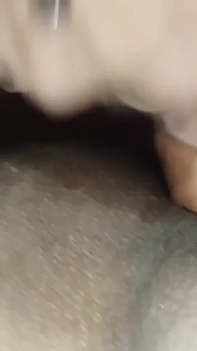 Unfaithful wife She seduces her neighbor with her ass so he ends up fucking her