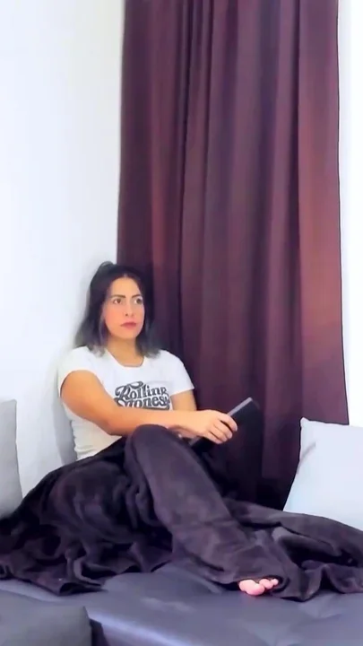 Masturbation at home while my stepsister went shopping
