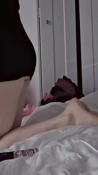 Sexy Blonde Pegs Fem Boy