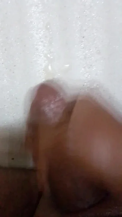 Seeing the big cock sister-in-law's screams came out sister-in-law said 