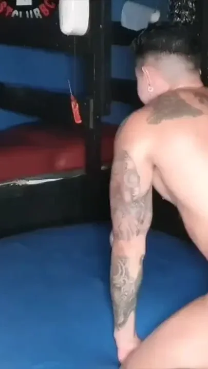 Freddy Salvador is used raw by Viktor Rom
