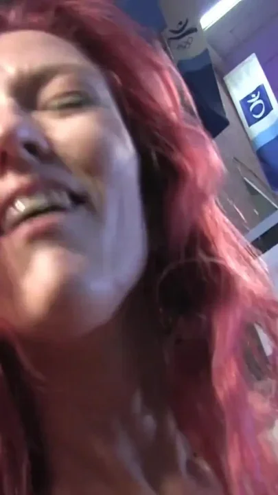 Fucking machine drives crazy spontaneous Russian milf