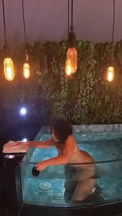 Extra Scene in the Mini Pool with My Big-bootied Friend