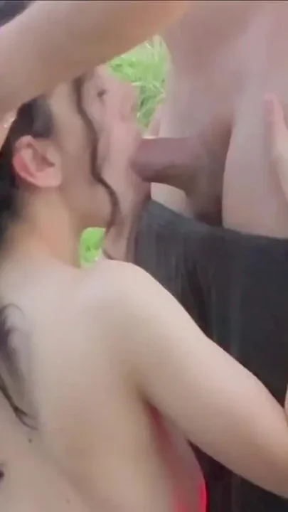 18 Years Old Teen Ask for Hard Fuck in the Car She Fuck Like a Bitch